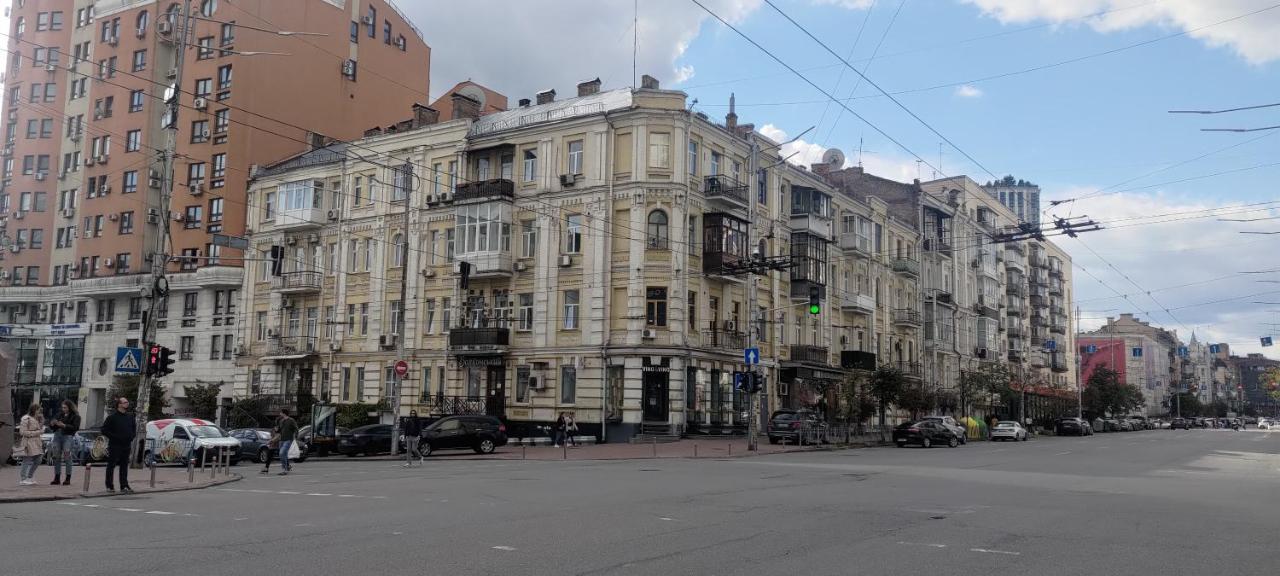 Saksahanskoho Centre Kiev Bagian luar foto