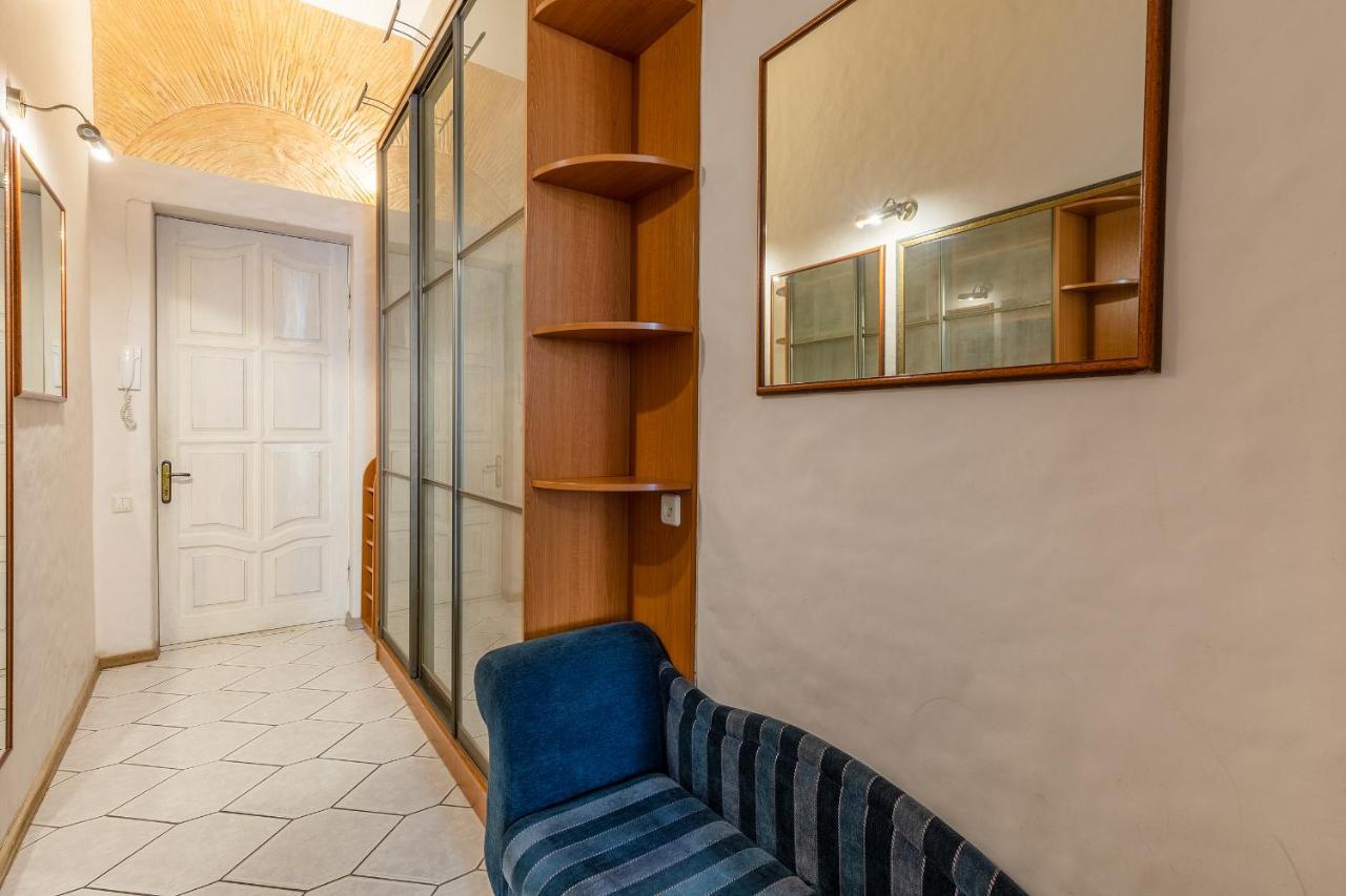 Saksahanskoho Centre Kiev Bagian luar foto